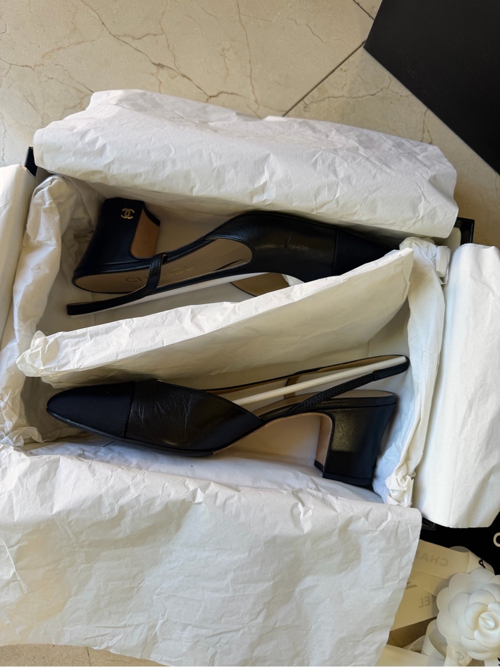CHANEL Classic Black Slingback Pumps 39.5 + Box, Dust Bags & Shopping Bag - Picture 14 of 16